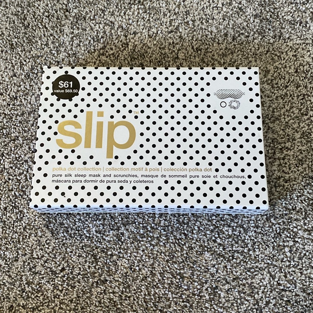 Slip polka dot collection